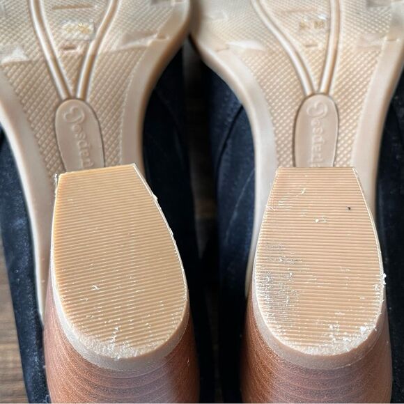 Baretraps Rianne Black Ankle Boots With Block Heel and Zip Closure Size 9.5 - Picture 11 of 12